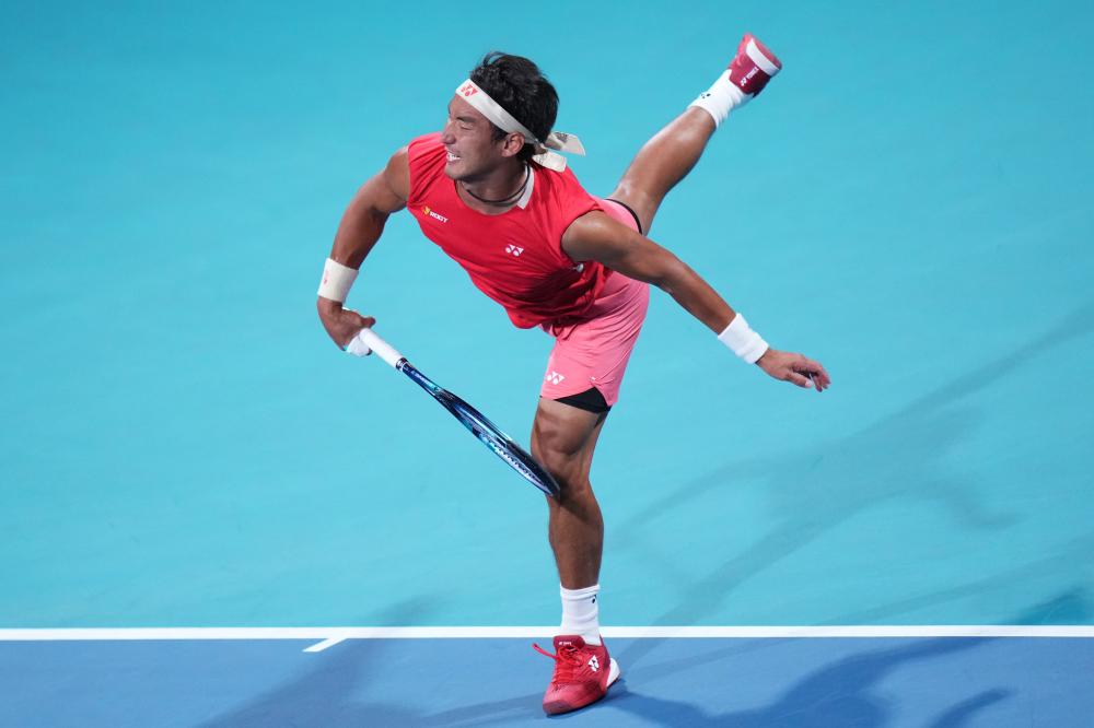 隆戈：佳夫有意加盟勒沃库森；拜仁对他很感兴趣.